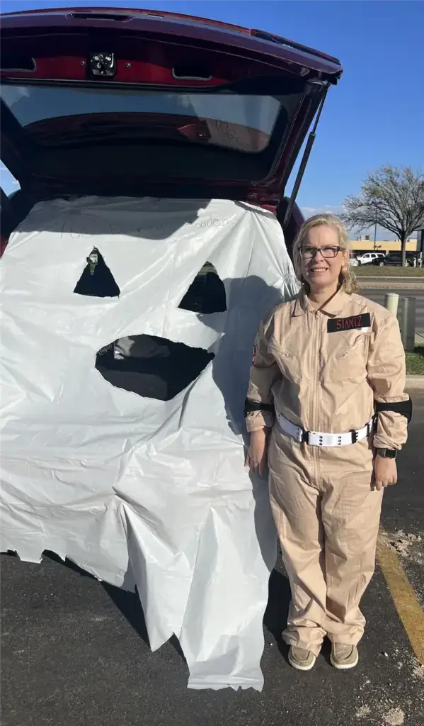 Ghost costume trunk decoration
