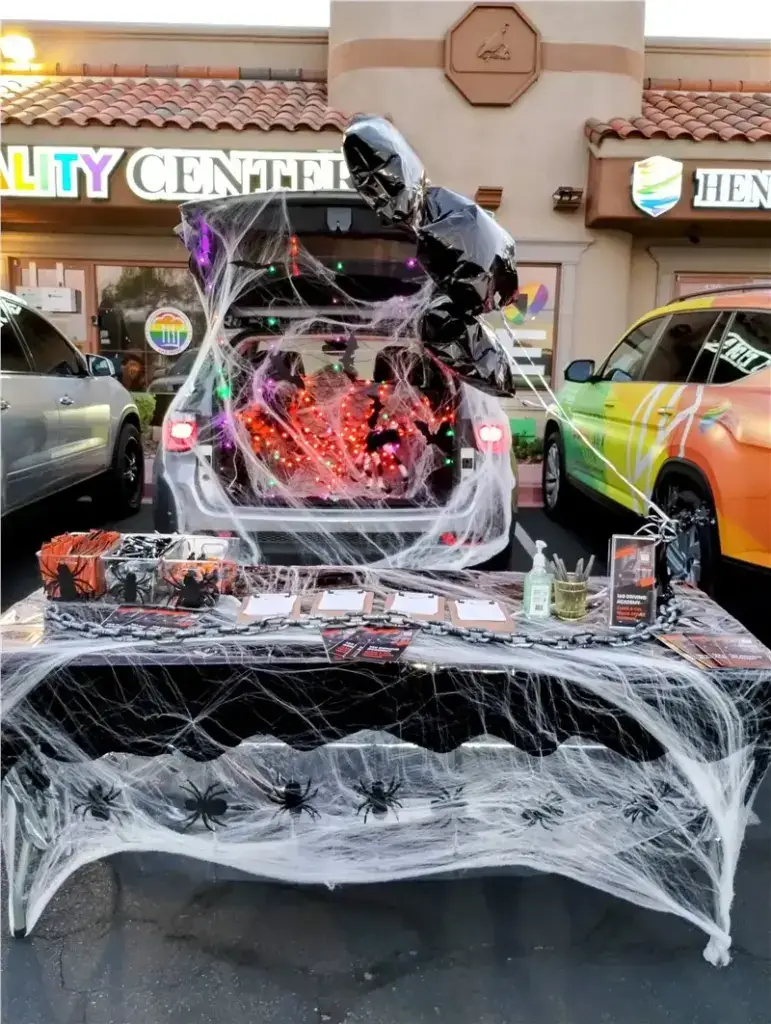 Halloween decoration display trunk