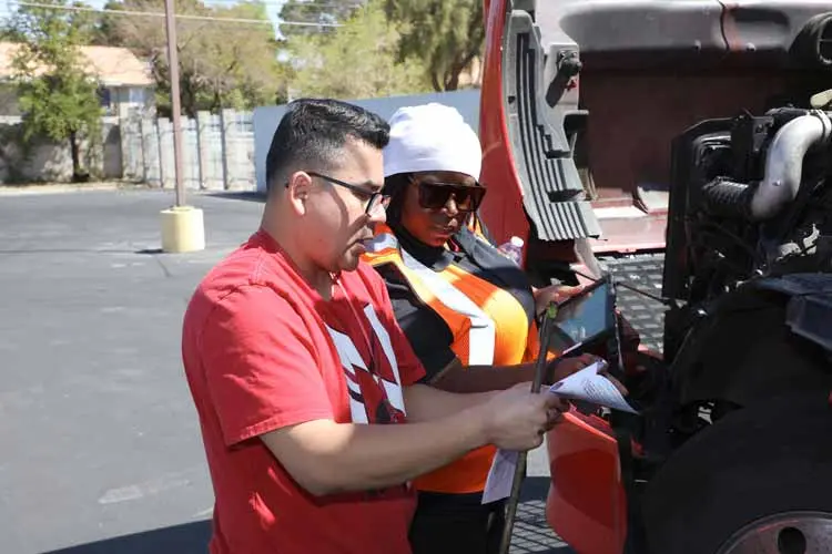 truck inspection teamwork