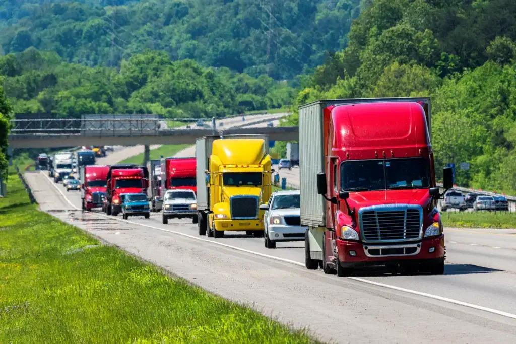 trucking-hiring-pay-2025